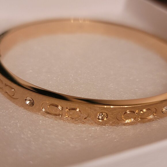 Coach bangle bracelet (brand new) -  A Signature piece (with gift box) - Picture 1 of 9